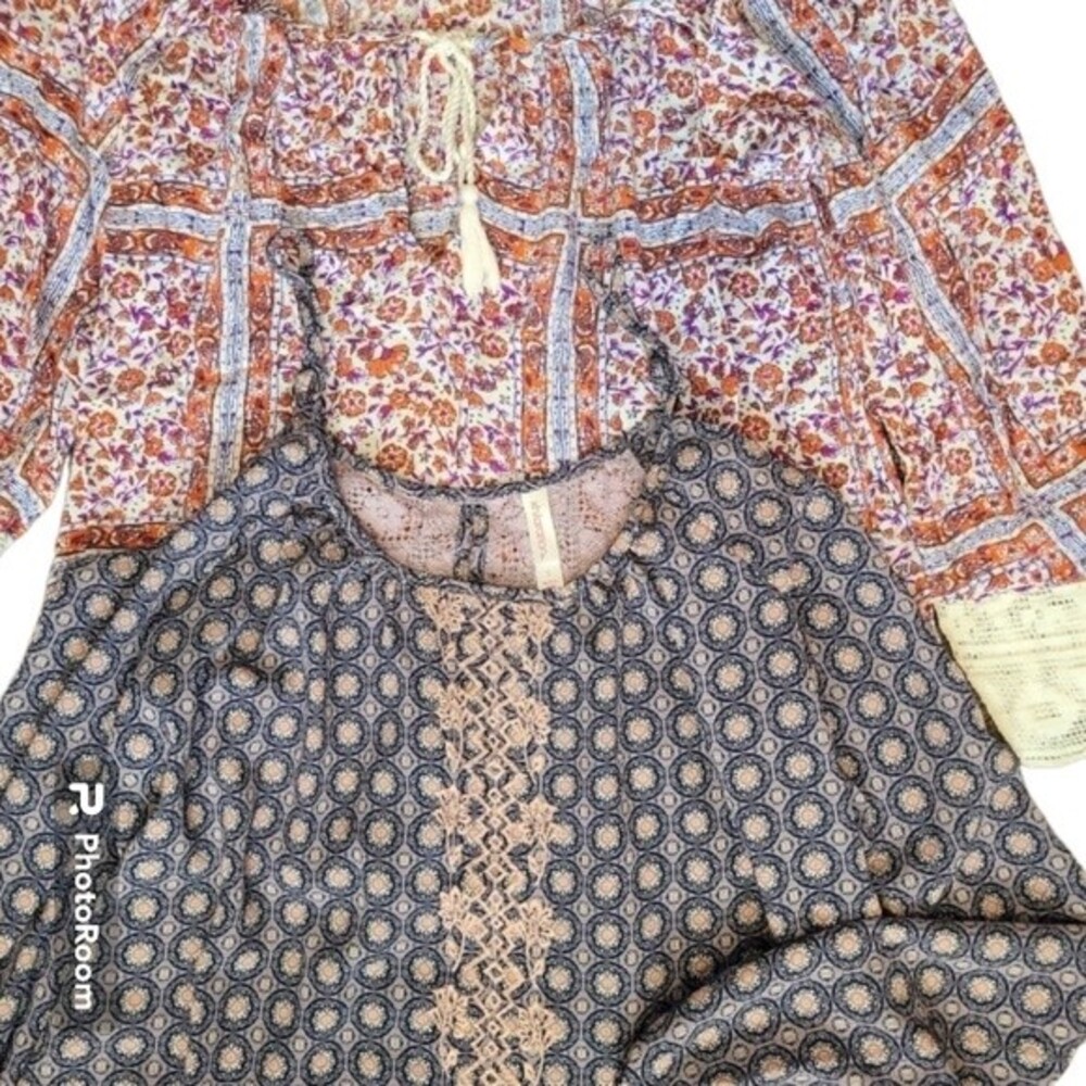 BUNDLE x2 Peasant Tops - Small